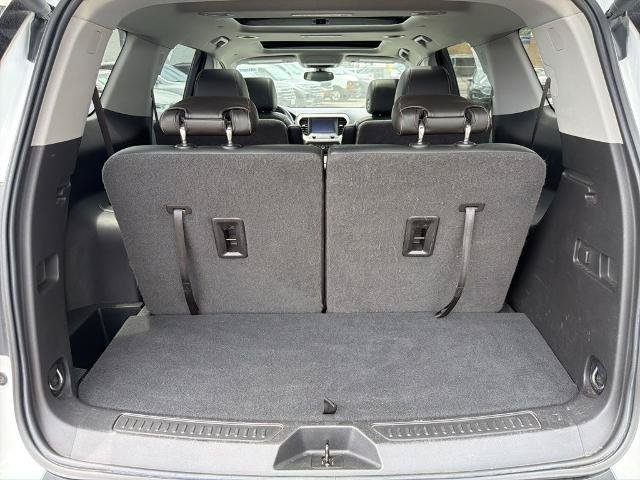 Used 2020 GMC Acadia SLT w/ LPO, Floor Liner Package AWD/4WD image 33