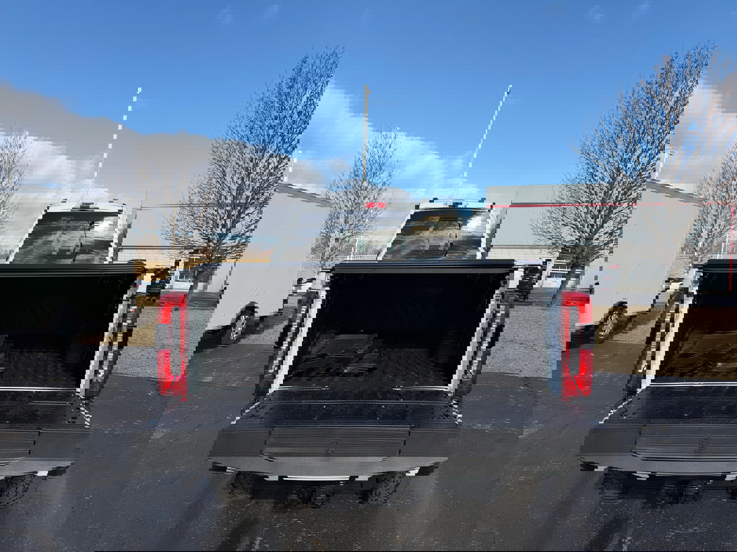 Certified 2024 Ford F350 Lariat w/ Lariat Ultimate Package image 41