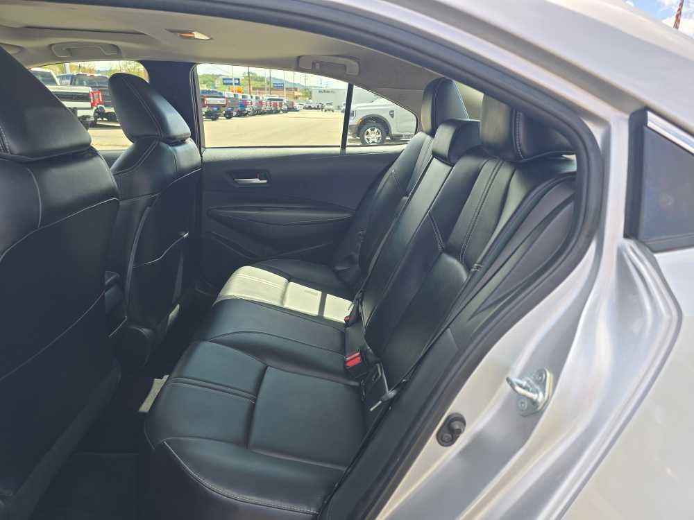 Used 2021 Toyota Corolla XLE w/ Carpet Mat Package (TMS) FWD image 17