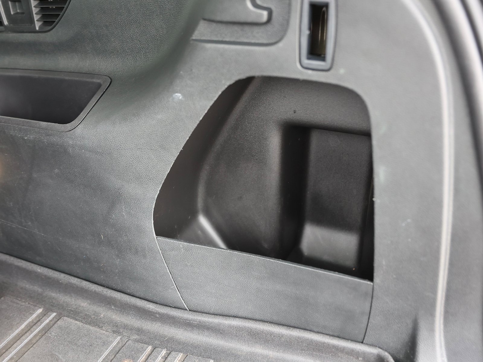 Certified 2022 Ford Edge SEL w/ Convenience Package image 15