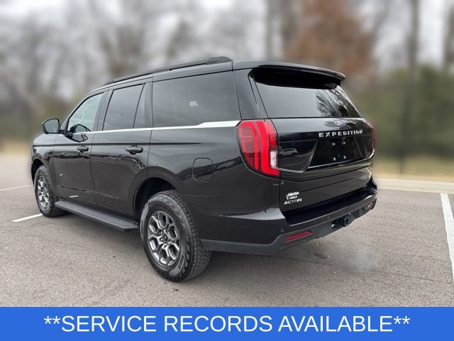 Certified 2025 Ford Expedition Active AWD/4WD image 4