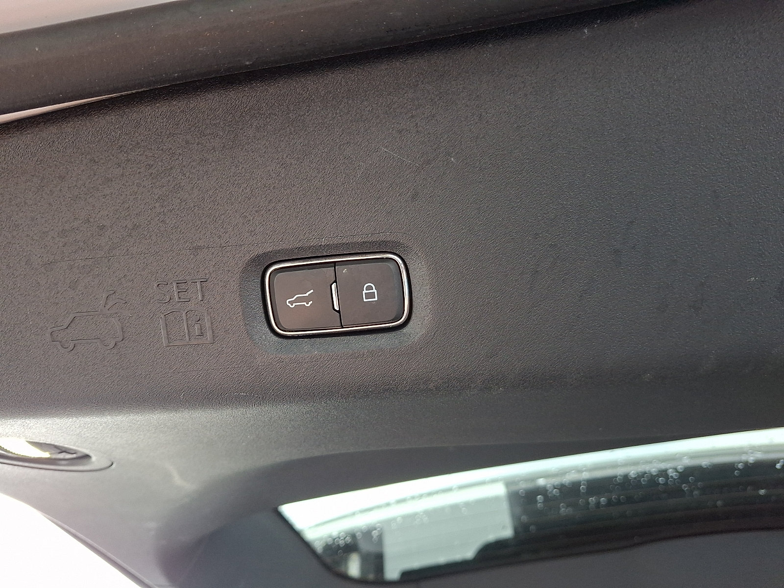 Certified 2025 Ford Expedition Platinum AWD/4WD image 31