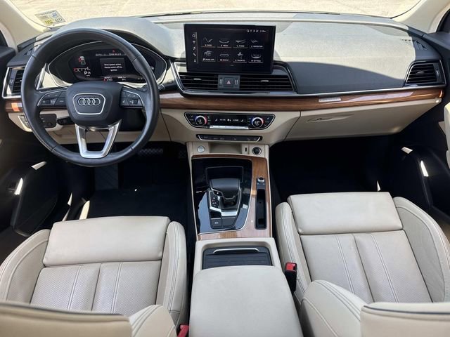 Used 2021 Audi Q5 2.0T Premium Plus w/ Premium Plus Package AWD/4WD image 17