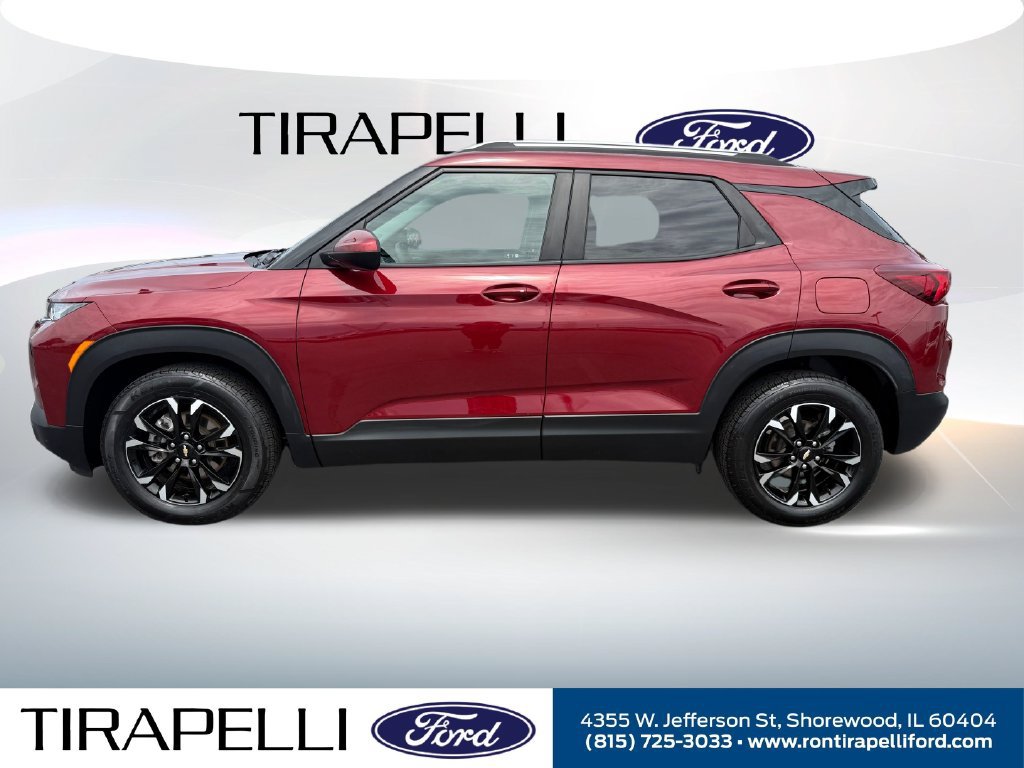 Used 2023 Chevrolet TrailBlazer LT FWD image 2