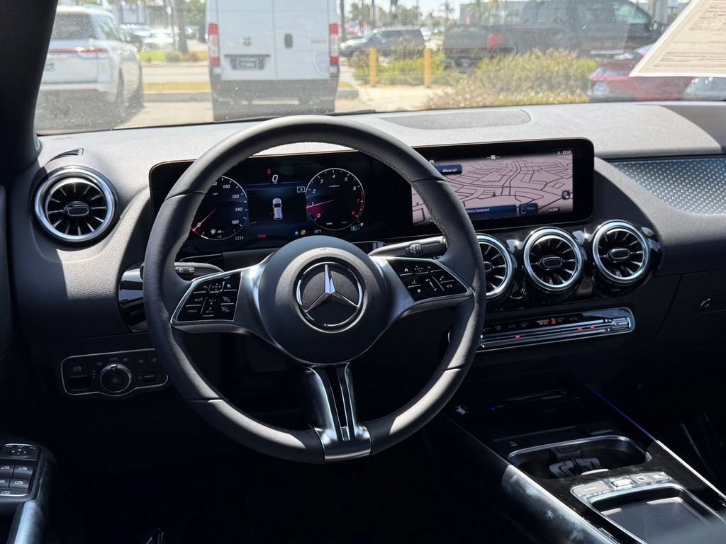 Used 2025 Mercedes-Benz GLA 250 image 26