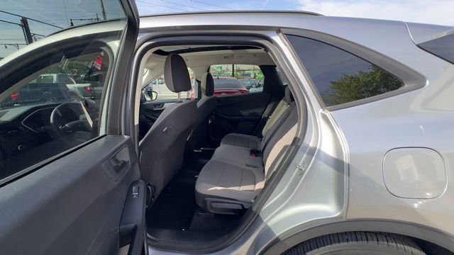 Certified 2022 Ford Escape SE w/ SE Sport Appearance Package AWD/4WD image 18