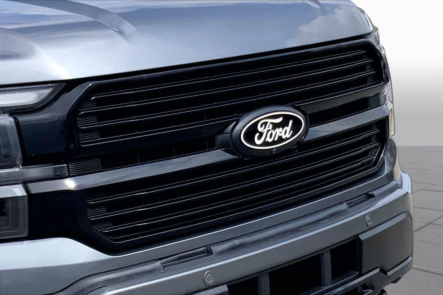 Certified 2024 Ford F150 Platinum w/ Equipment Group 702A High AWD/4WD image 27