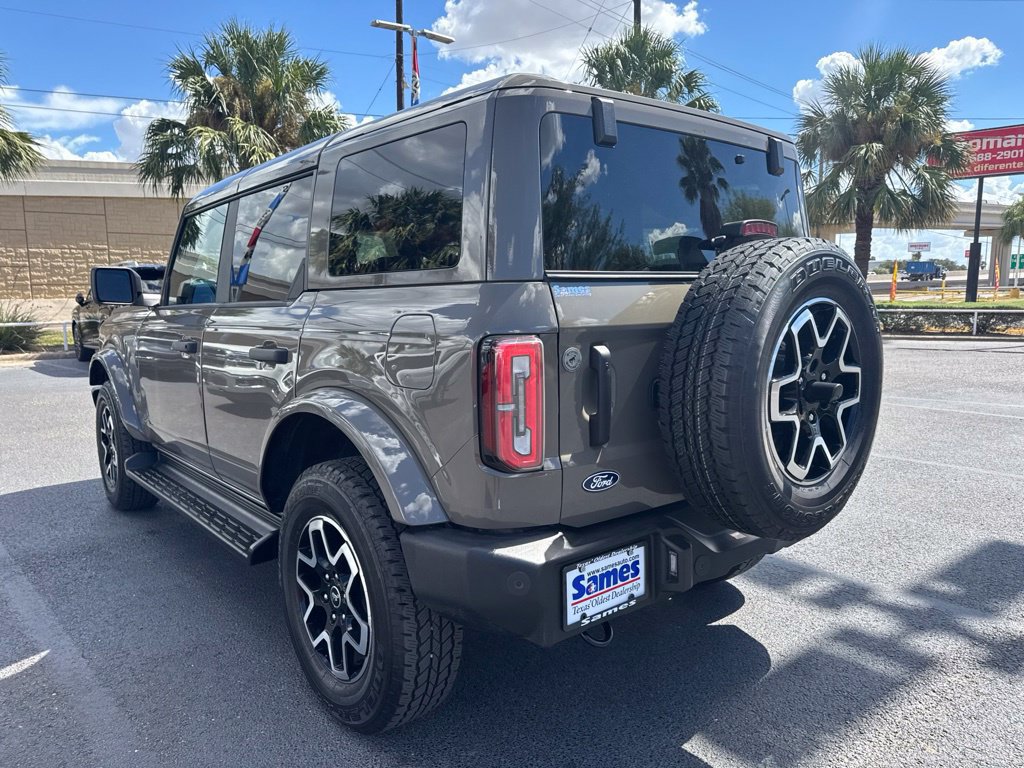Certified 2026 Ford Bronco Outer Banks AWD/4WD image 3