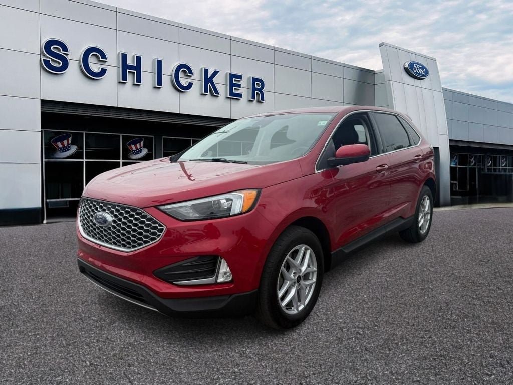 Certified 2024 Ford Edge SEL w/ Convenience Package AWD/4WD image 4