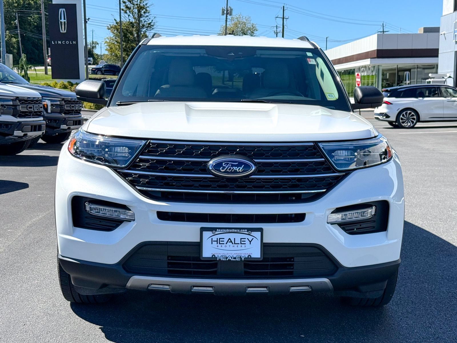 Certified 2023 Ford Explorer XLT w/ Equipment Group 202A AWD/4WD image 2