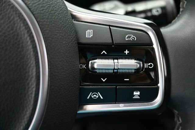Used 2025 Kia Sorento S FWD image 17