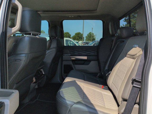 Certified 2025 Ford F450 Platinum w/ Platinum Plus Package AWD/4WD image 17