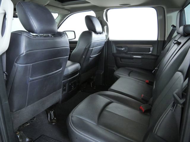 Used 2017 RAM 1500 Laramie w/ Convenience Group AWD/4WD image 19