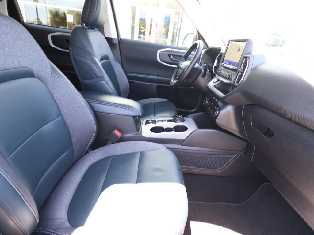 Certified 2023 Ford Bronco Sport Outer Banks AWD/4WD image 14