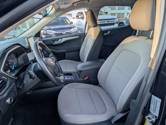 Certified 2020 Ford Escape SE image 8