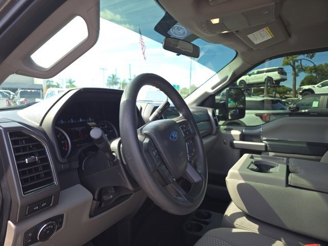 Certified 2019 Ford F250 XLT w/ XLT Premium Package AWD/4WD image 10