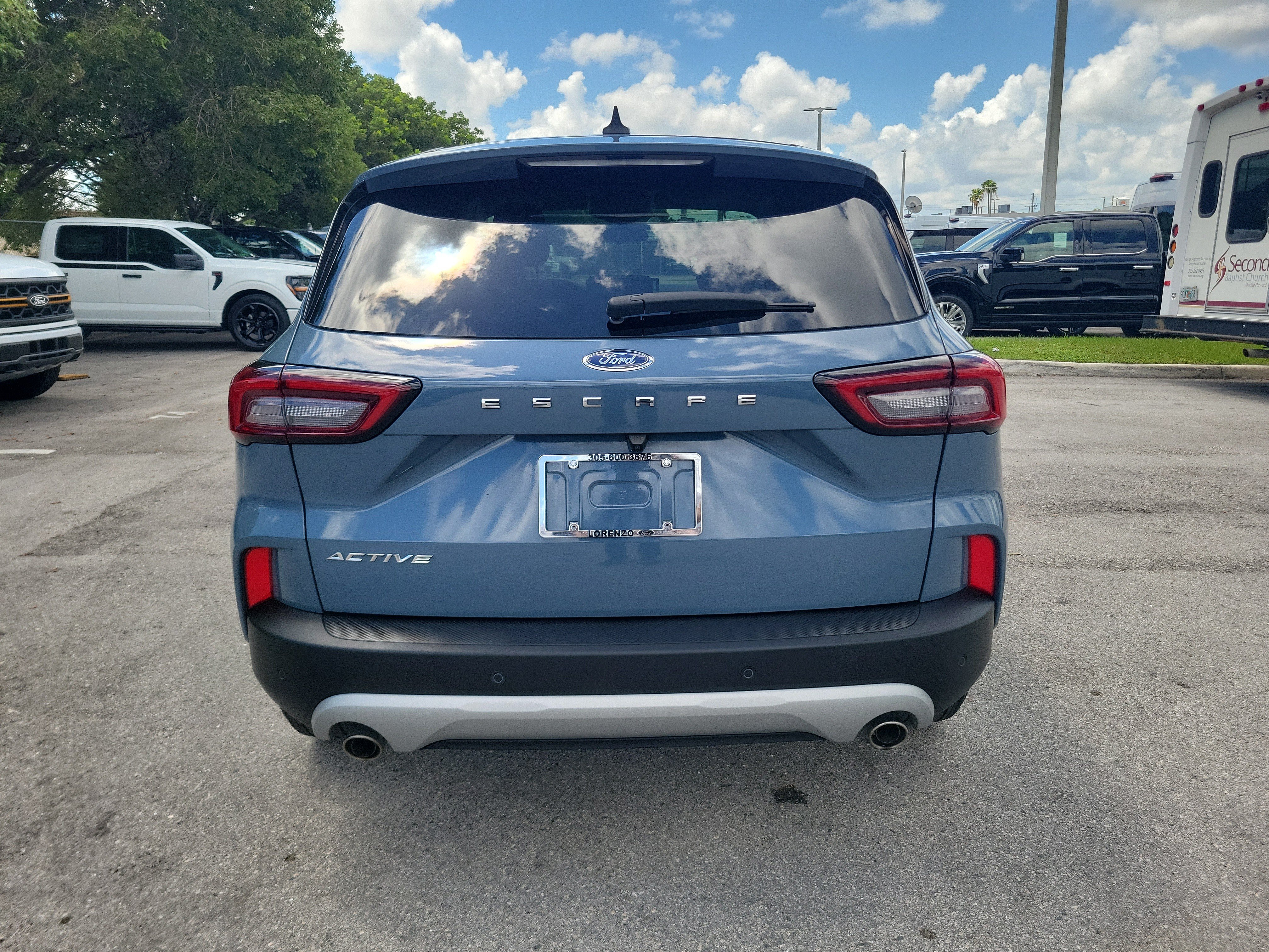 Certified 2025 Ford Escape Active w/ Tech Pack #1 FWD image 6