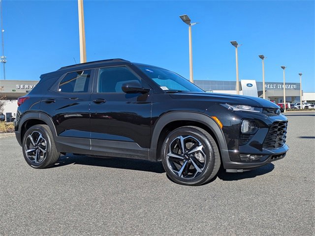 Used 2023 Chevrolet TrailBlazer RS w/ Sun and Liftgate Package image 8