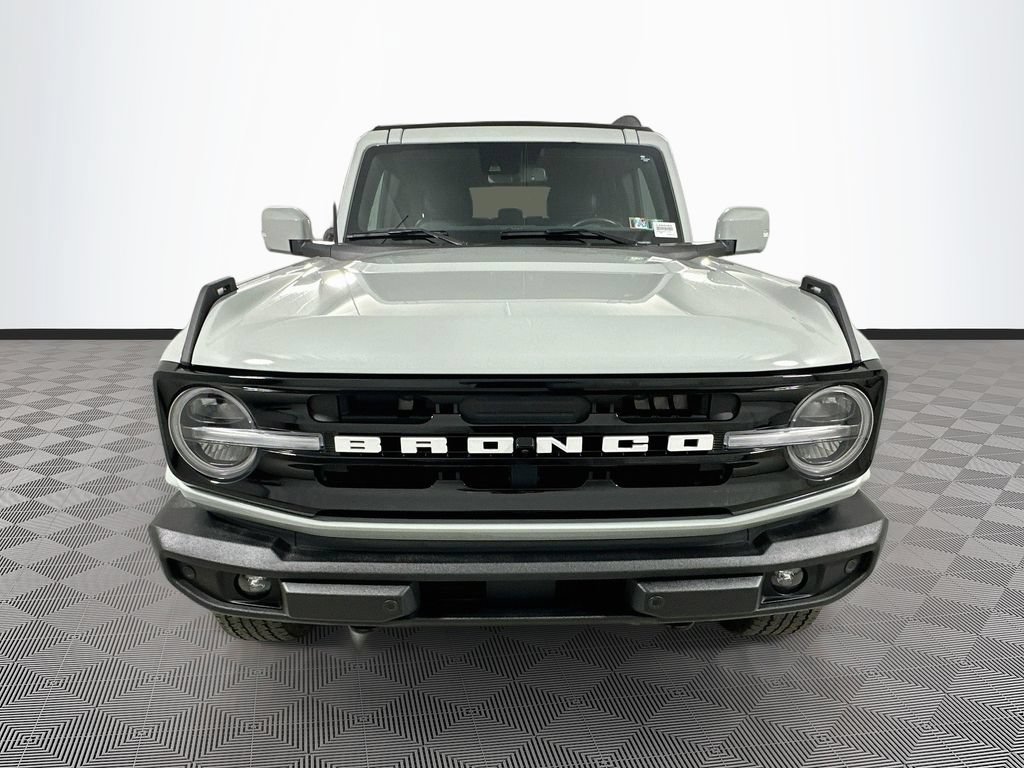 Certified 2024 Ford Bronco Outer Banks AWD/4WD image 2
