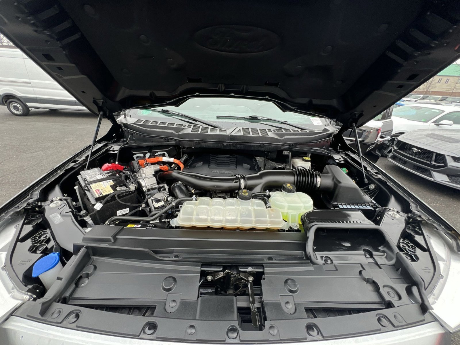 Certified 2023 Ford F150 Platinum w/ Equipment Group 701A High image 36