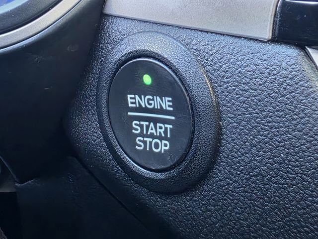 Certified 2022 Ford Escape SEL w/ Technology Package AWD/4WD image 19