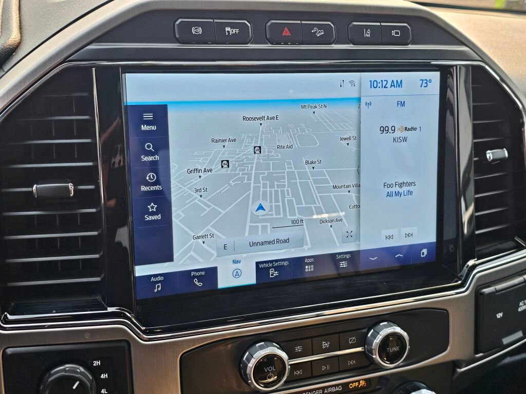 Certified 2022 Ford F450 Platinum w/ FX4 Off-Road Package image 27