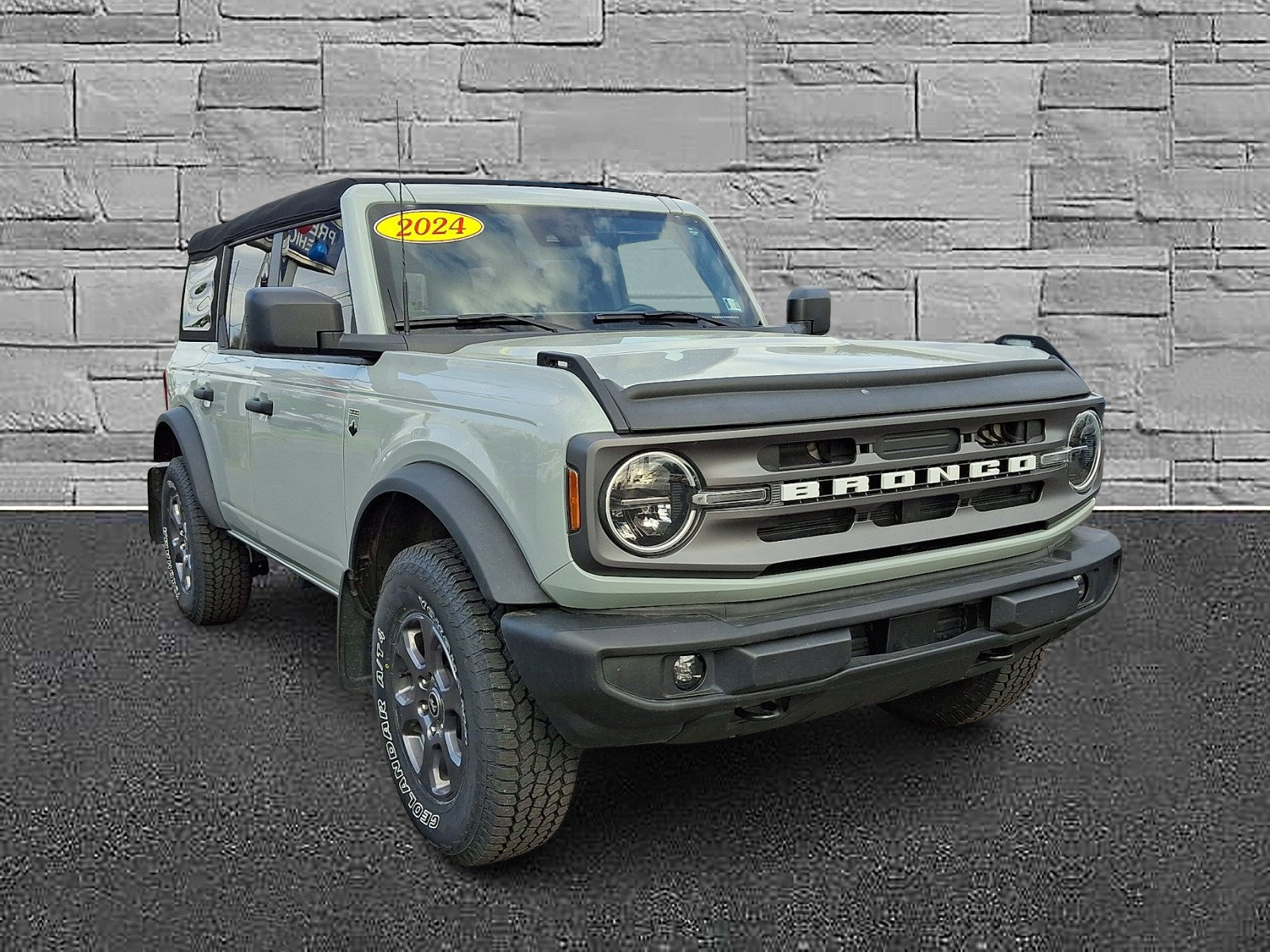 Certified 2024 Ford Bronco Big Bend AWD/4WD image 2