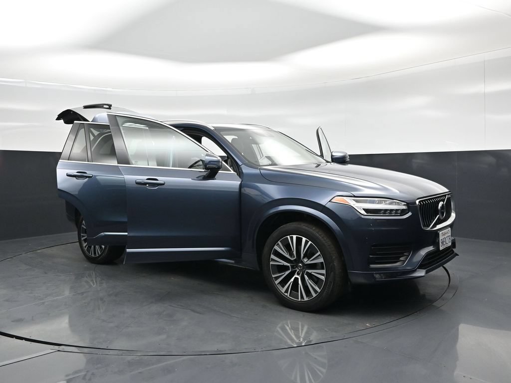 Used 2021 Volvo XC90 T5 Momentum w/ Protection Package Premier AWD/4WD image 31