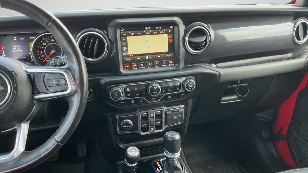 Used 2021 Jeep Wrangler Unlimited Sahara AWD/4WD image 7