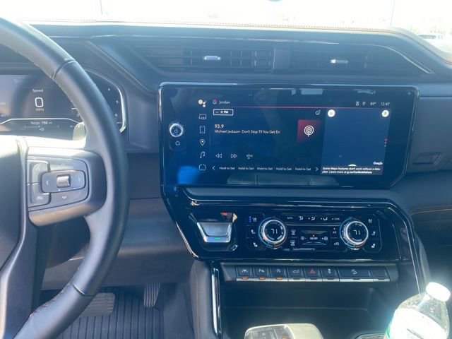 Used 2024 GMC Sierra 1500 AT4 w/ Technology Package image 12