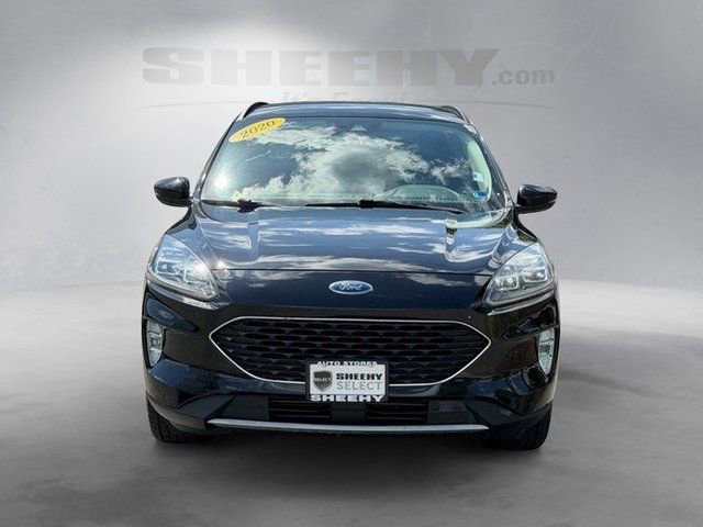 Certified 2020 Ford Escape Titanium AWD/4WD image 17