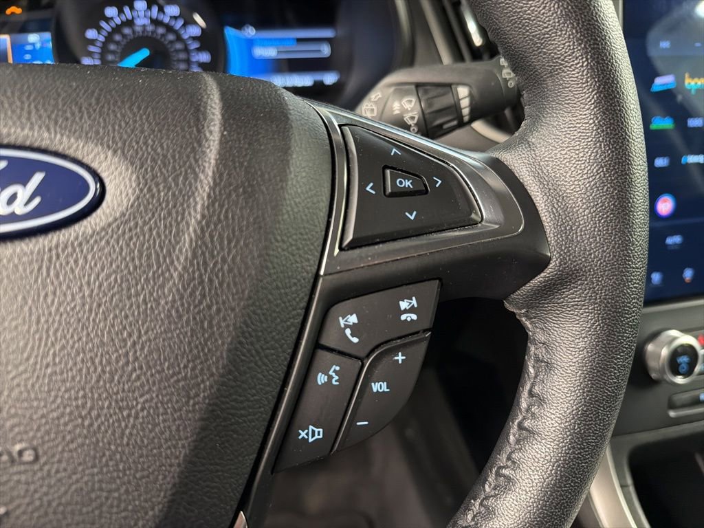 Certified 2022 Ford Edge SEL w/ Convenience Package AWD/4WD image 17