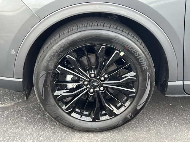 Certified 2023 Ford Escape ST-Line Elite w/ Premium Technology Package AWD/4WD image 9