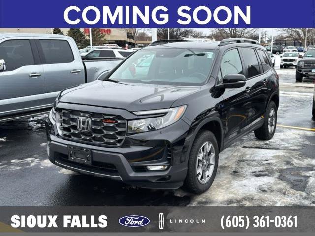 Used 2023 Honda Passport TrailSport image 1