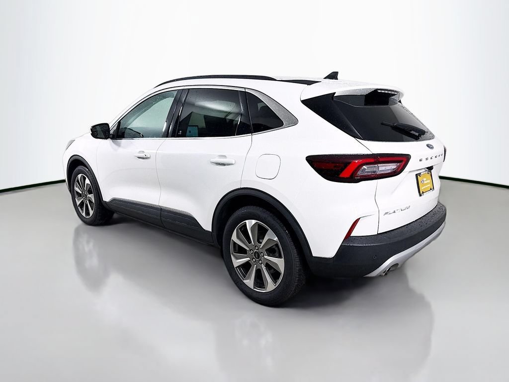 Certified 2025 Ford Escape Platinum FWD image 9