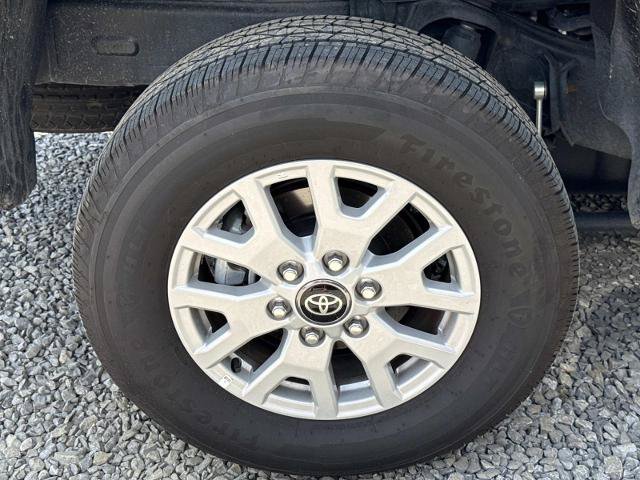 Used 2026 Toyota Tacoma SR5 AWD/4WD image 5