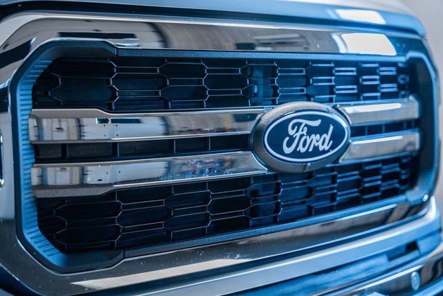 Certified 2024 Ford F150 Lariat w/ FX4 Off-Road Package image 13