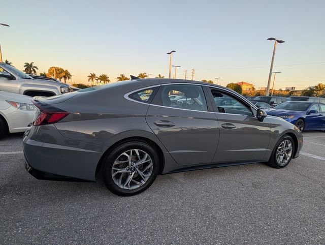 Used 2020 Hyundai Sonata SEL image 4