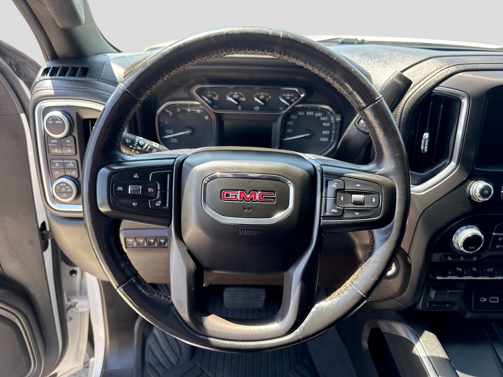 Used 2020 GMC Sierra 1500 AT4 w/ AT4 Premium Package AWD/4WD image 25
