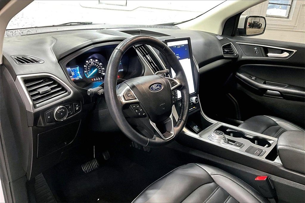 Certified 2022 Ford Edge SEL w/ Convenience Package image 13
