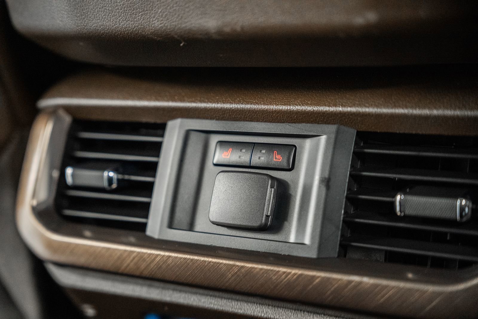 Certified 2024 Ford F150 King Ranch image 46