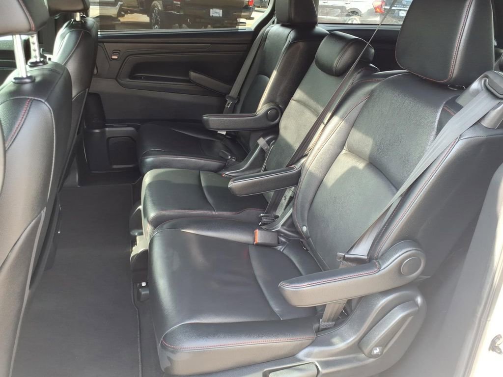 Used 2025 Honda Odyssey Sport-L image 12