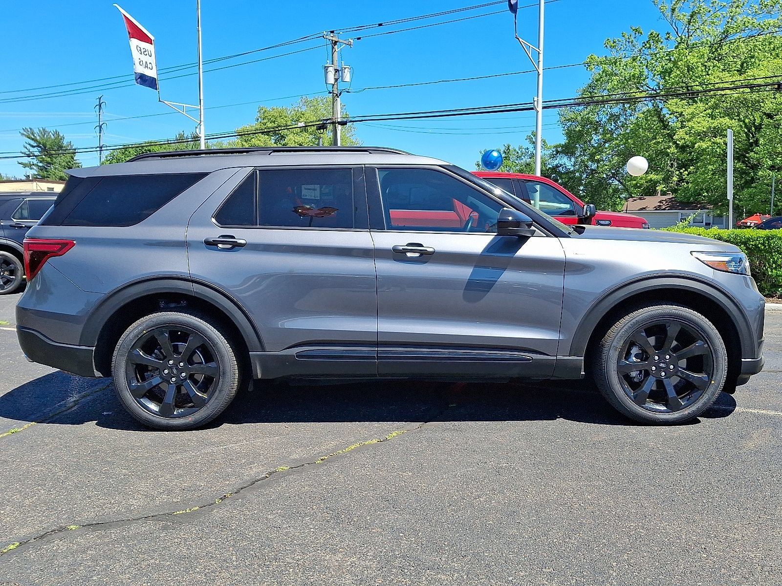 Certified 2022 Ford Explorer ST-Line w/ Class IV Trailer Tow Package AWD/4WD image 7