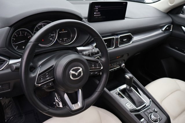 Used 2025 MAZDA CX-5 AWD 2.5 S w/ Preferred Package image 13