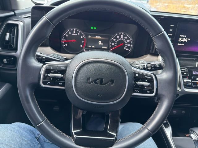 Used 2022 Kia Sorento S image 17