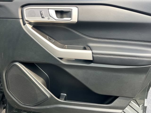 Certified 2024 Ford Explorer XLT w/ Equipment Group 202A AWD/4WD image 29