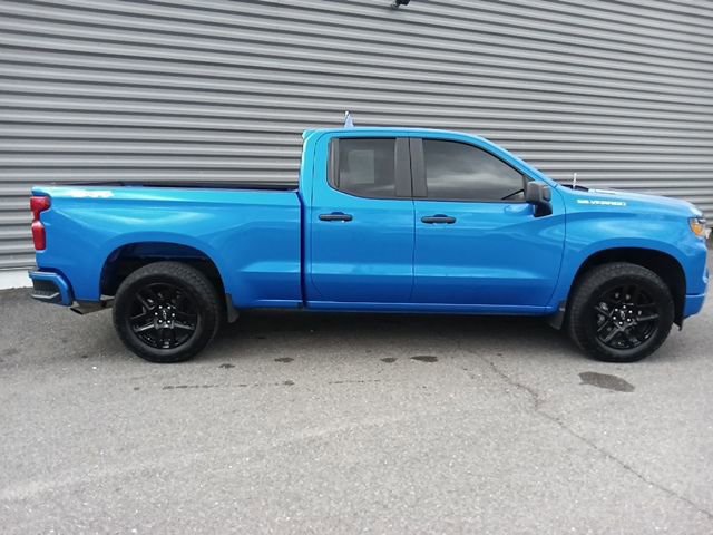 Used 2025 Chevrolet Silverado 1500 Custom w/ Turbomax Blackout Package image 6