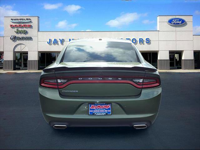 Used 2021 Dodge Charger SXT image 3