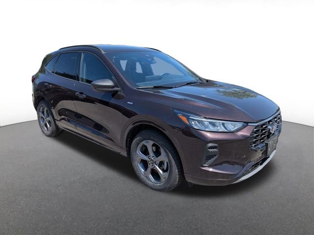 Certified 2023 Ford Escape ST-Line w/ Tech Pack #1 AWD/4WD image 7
