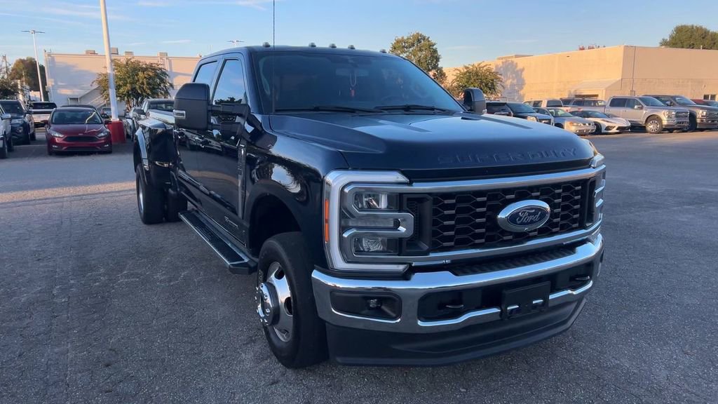 Certified 2023 Ford F350 Lariat image 19